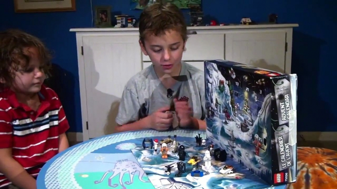 Hobbit: Battle of Five Armies Review (Spoiler Alert) & Day 17 Star Wars Lego Advent Calender