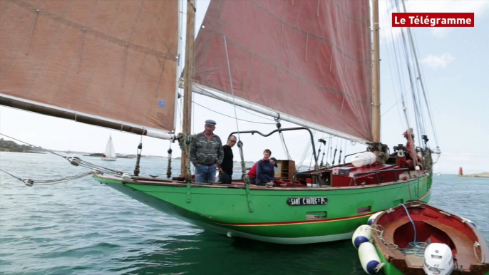 Entre Terre et Mer. Les bateaux arrivent en Baie de Morlaix