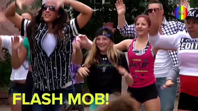 South Dakota Woman Proposes To Girlfriend With Flash Mob