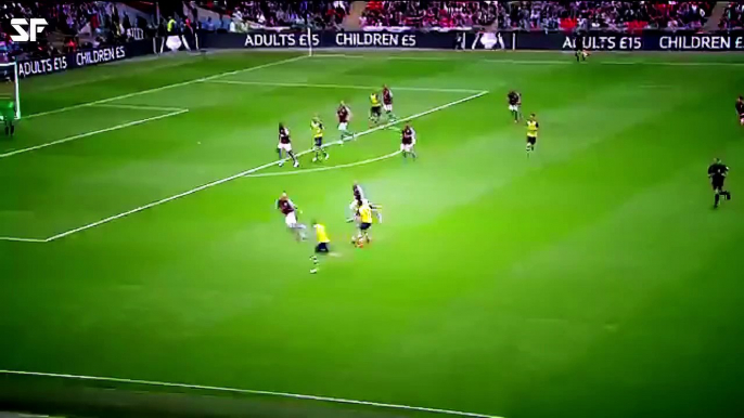 Unbelievable Alexis Sanchez goal   Arsenal 4 0 Aston Villa  Goals  Highlights Edit2