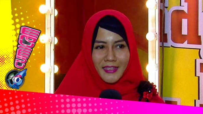 Nita Thalia Lepas Busana Seksi - Cumicam 02 Juli 2015