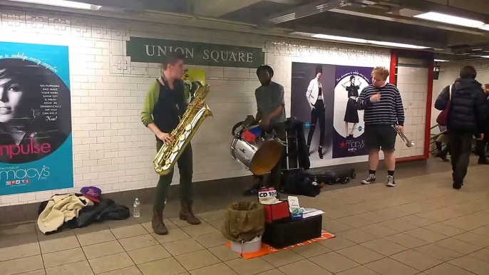 TOO MANY ZOOZ - Live at Union Square - good audio