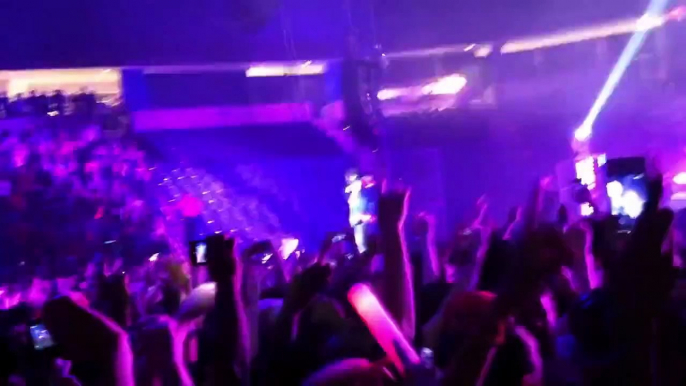 Kendrick Lamar performs "Cartoons and Cereal" and makes a fan's life.