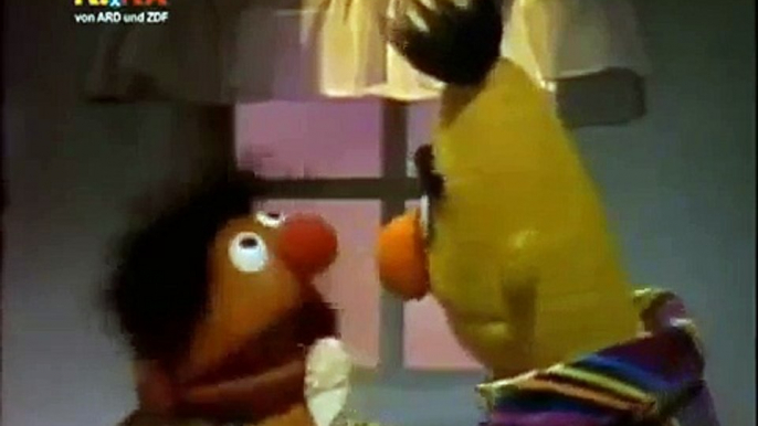 Sesamstrasse - Ernie & Bert - Aliens