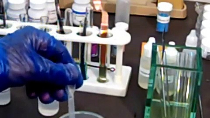 Oxidation Reduction Laboratory Experiment Demonstration | high school chemistry experiments,