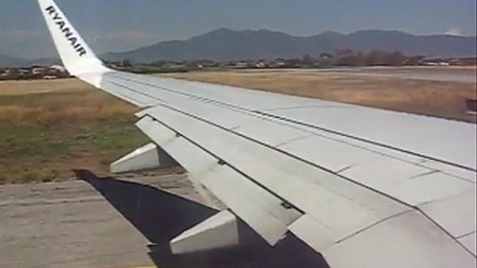 Ryanair Boeing 737-8AS (EI-DWJ) Cabin View Take-off from Pisa Airport