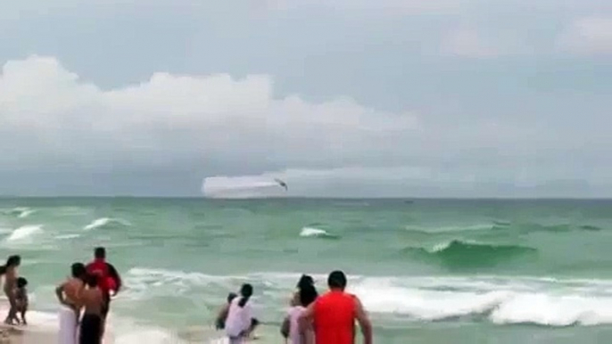 MiG-17 Extreme Low Pass over the ocean.