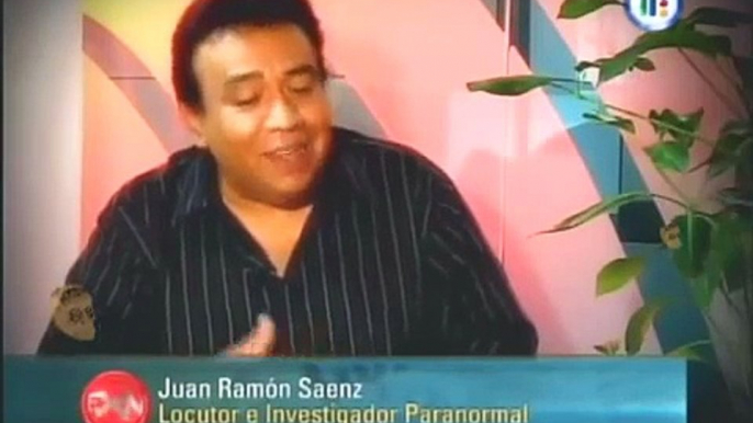 Extranormal y Juan Ramon Saenz La Mano Peluda 08 mayo 2011