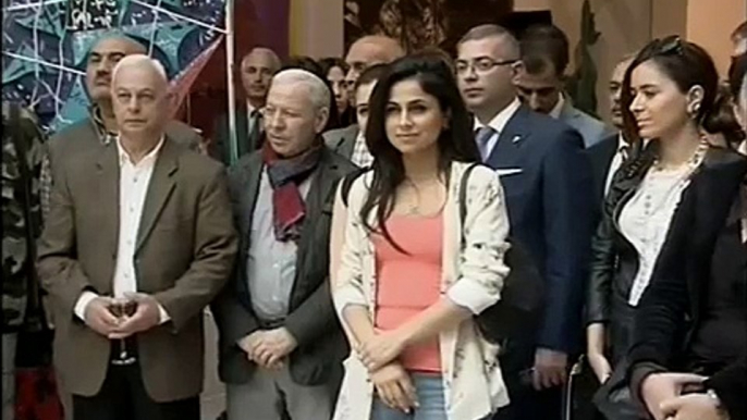 Leyla Aliyeva attends launch of young Russian painters` exhibition in Baku - 9.05.2013