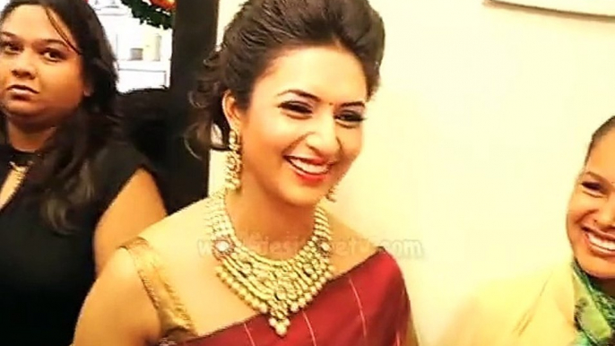 Ishita Aka Divyanka Tripathi Looked STUNNINGLY Beautiful At The Launch Of Bikaneri Jewellery