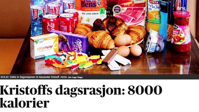 Un journaliste essaie d’avaler les 8000 calories nécessaires aux efforts des coureurs du Tour de France