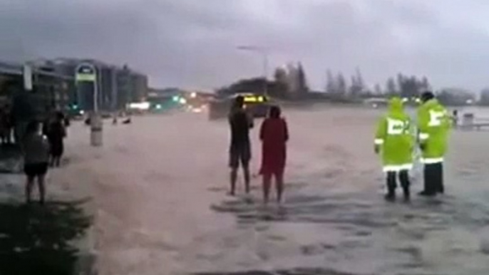 Flood Waters hit Sunshine Coast, Queensland in 2013 and foam car appears out of nowhere FUNNY