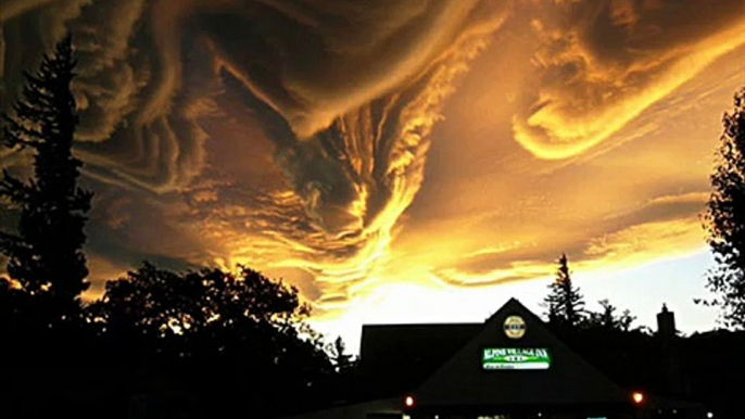 Asperatus Clouds (Rough Clouds)