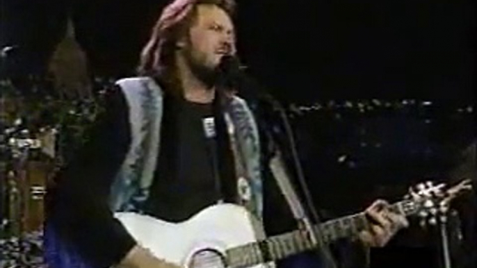 Travis Tritt - Help Me Hold On (live)