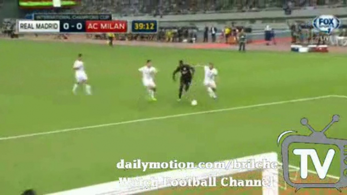 M'Baye Niang Amazing Skills & gets Injured - Real Madrid v. AC Milan 30.07.2015