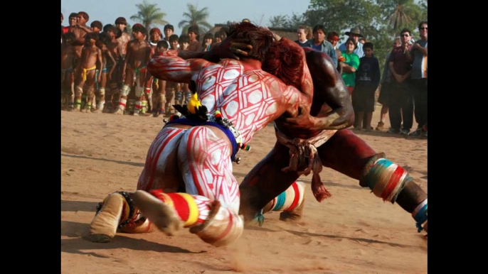 Fotos Xingu: Kamayurás e Huka-Huka na Aldeia Kalapalo