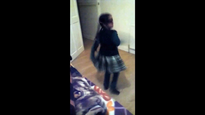 JOT FUNNY INDIAN CHILDREN DANCING IN HIGH HEELS