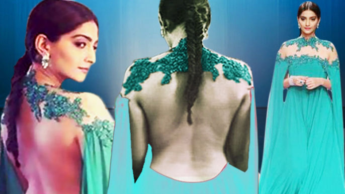 Sonam Kapoor Goes BACKLESS At IIJW 2015