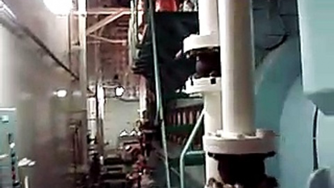 container ship - engine room