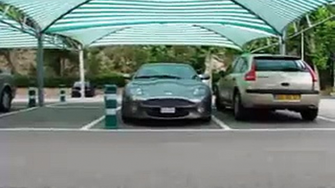 Aston Martin DB7 Vantage with some chicks