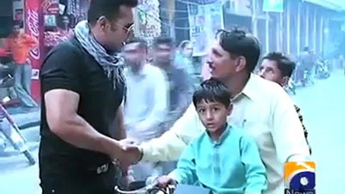 Bollywood Super Star Salman Khan Copy in Sialkot, Pakistan  [See The Difference]