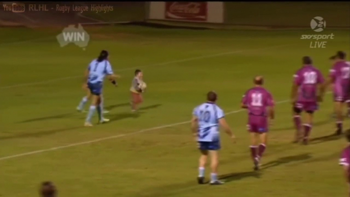 4yo kid scores a Try during Pro Rugby Match in Australia!