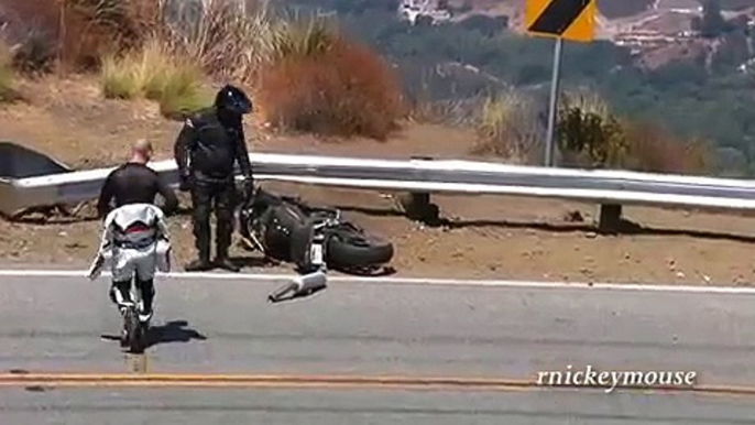 R6 Motorcycle Crash Mulholland - YouTube