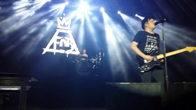 Fall Out Boy - The Kids Aren't Alright live (Tucson, 8-9-15)