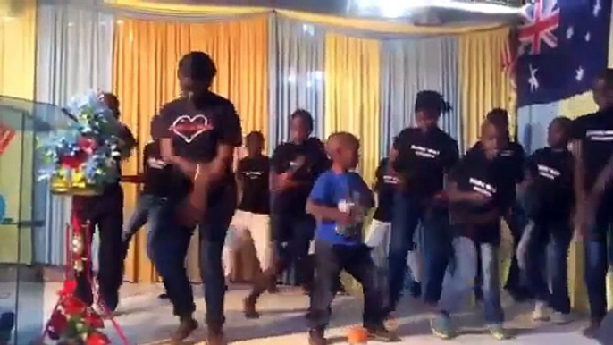 Sureway Dandoora children's dance worship 2015