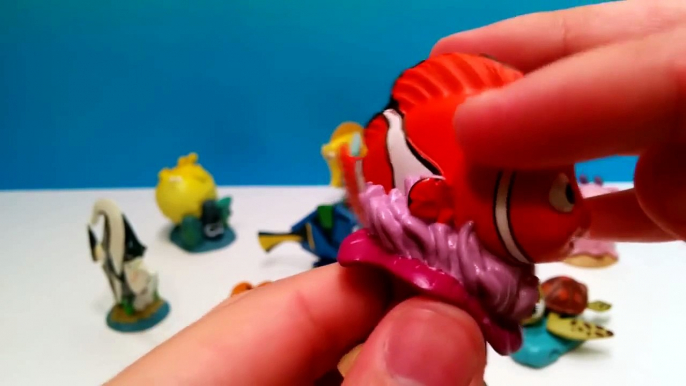 Finding Nemo 9 Figures Playset by Disney Pixar   Nemo Marlin Dory Squirt Bruce