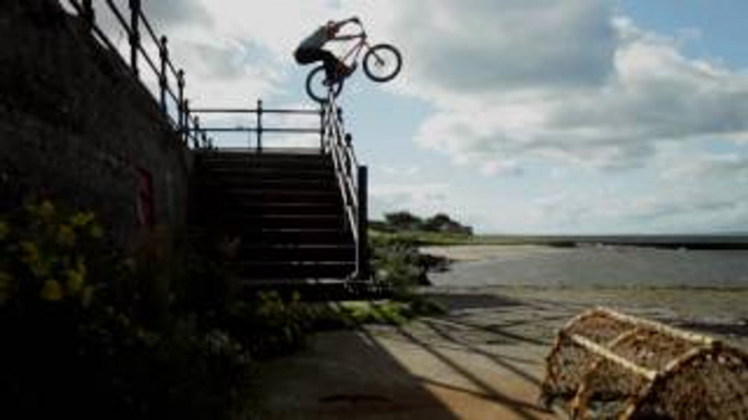 Danny MacAskill - "Way Back Home"  Amazing Bike Stunts