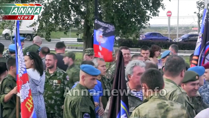 Busted:  Russian airborne special forces in Donetsk, Ukraine.