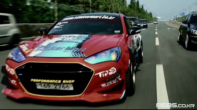 Genesis PRADA 5.0 VS Genesis COUPE 3.8