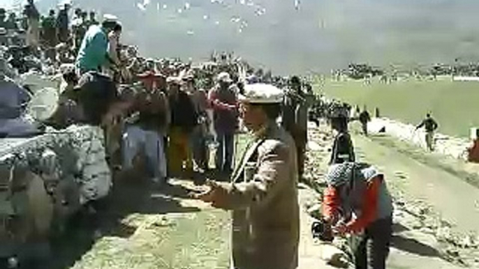 Chitral dancing at shandoor