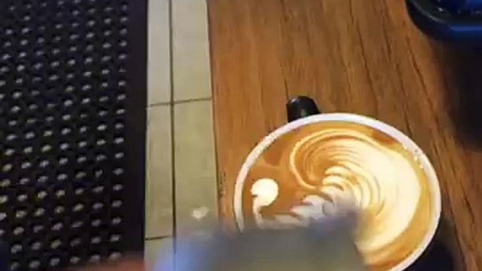 Latte Art || Elephant pour