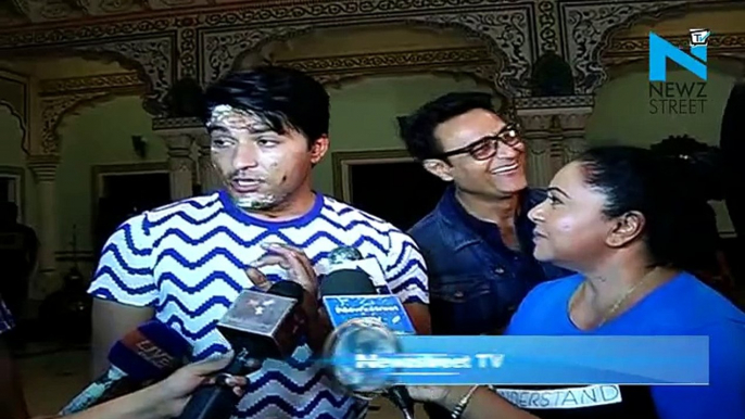 DABH Suraj aka Anas Rashid celebrates wild birthday on sets