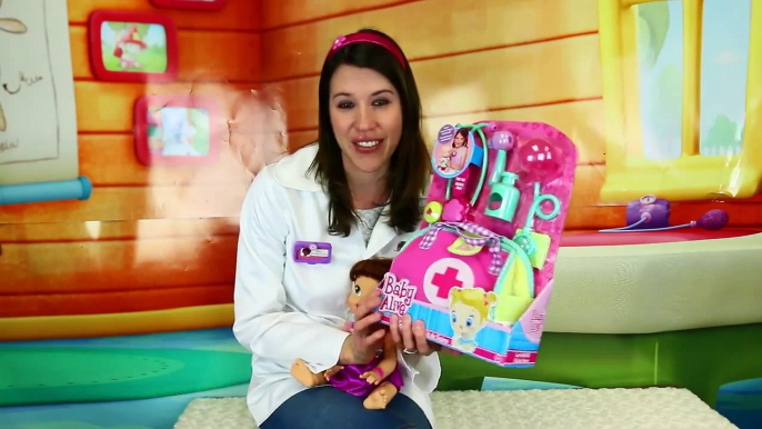 Baby Alive With Doc Sandra McStuffins + Doctor s Bag & Kit Playset Toy Review by DisneyCarToys