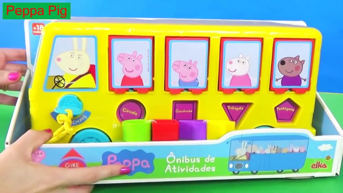 Peppa Pig e George No Ônibus de Atividades Brinquedos Toys Juguetes Em Português BR