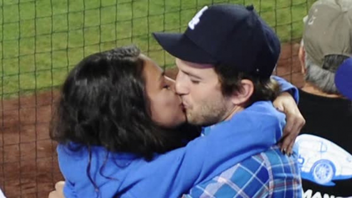 Ashton Kutcher & Mila Kunis Share Some PDA At A Dodgers Game