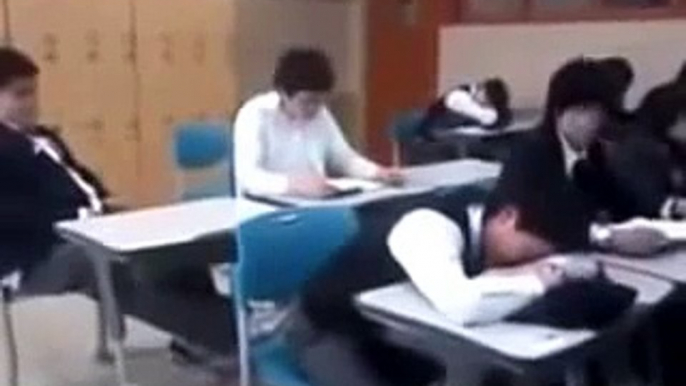 Funny Japanese Prank Sleeping Classmate Slap Pranks