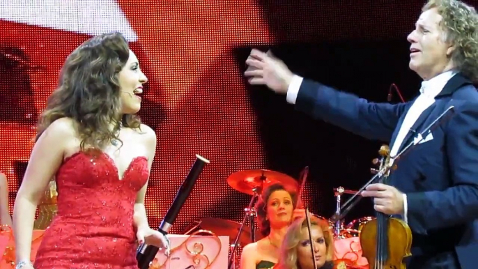 Carmen Monarca con Andre Rieu Sao Paulo 31-05-12