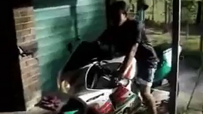 Idiot riding and crashing his first motorcycle