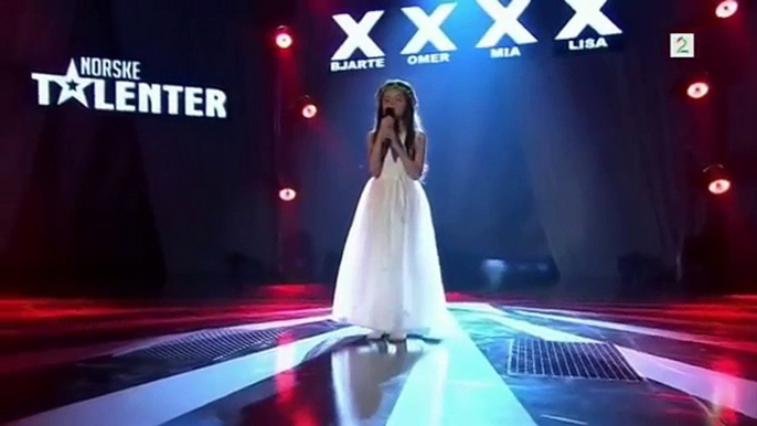 Angelina Jordan 8 years, reincarnation of Billie Holiday   sings 7 songs