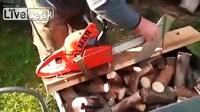 Gimmick for wood cutting