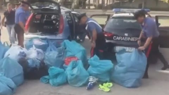 Bari - Merce contraffatta e droga: arrestati 4 africani (08.09.15)