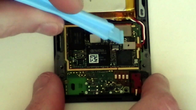 Zune HD Take Apart Instructions / "How to" Repair Guide