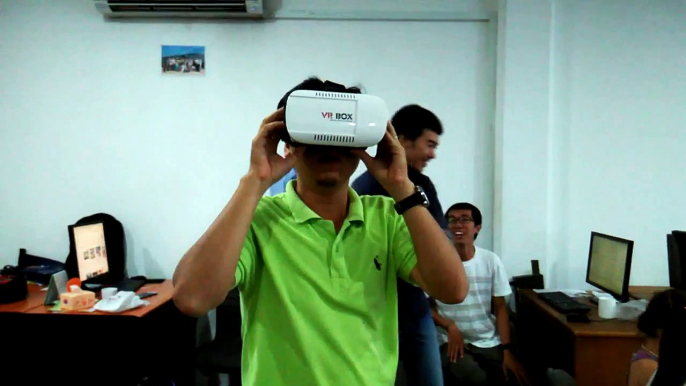 VR Box Test - 360 degree Video & Game