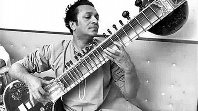 Ravi Shankar- Vandanaa Trayee