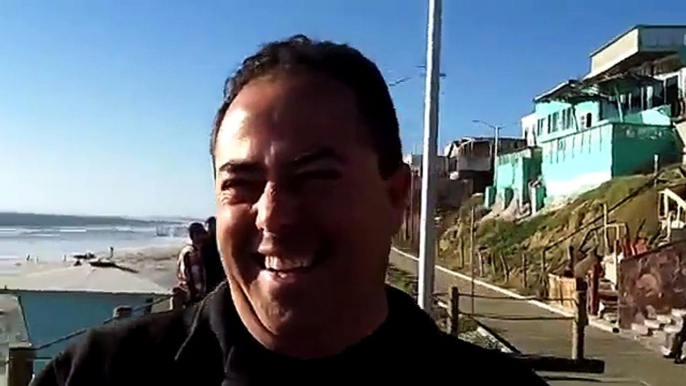 Yoga de la Risa para familias en Playas de Tijuana, Mexico