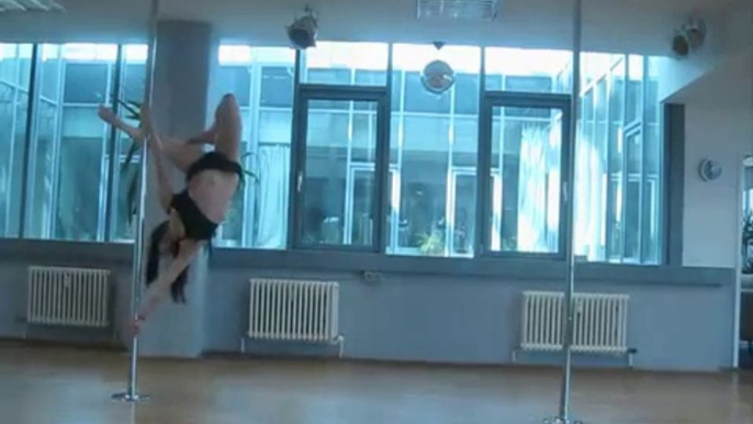 pole dance training - für ''miss pole dance germany newcomer 2011'' (natalie schönberger)